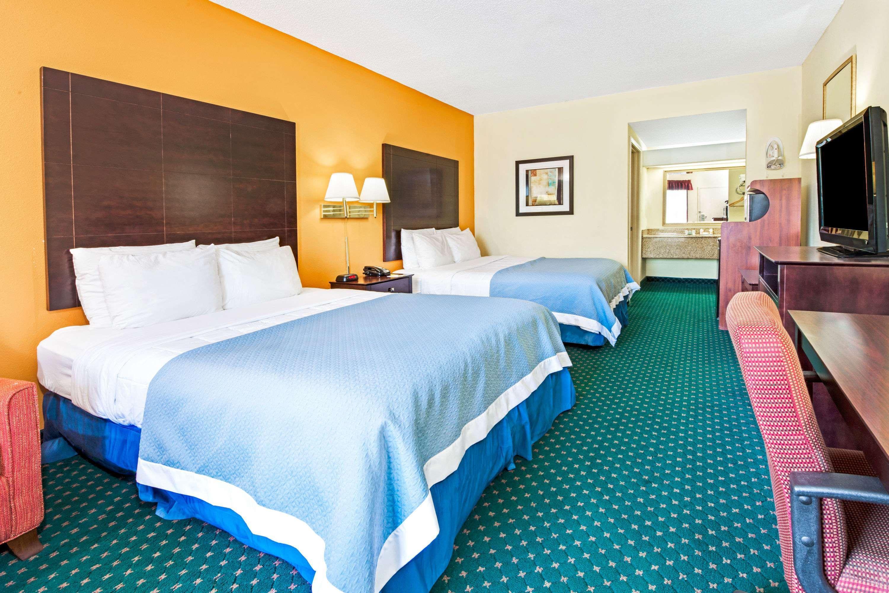 Days Inn By Wyndham Covington Exterior foto